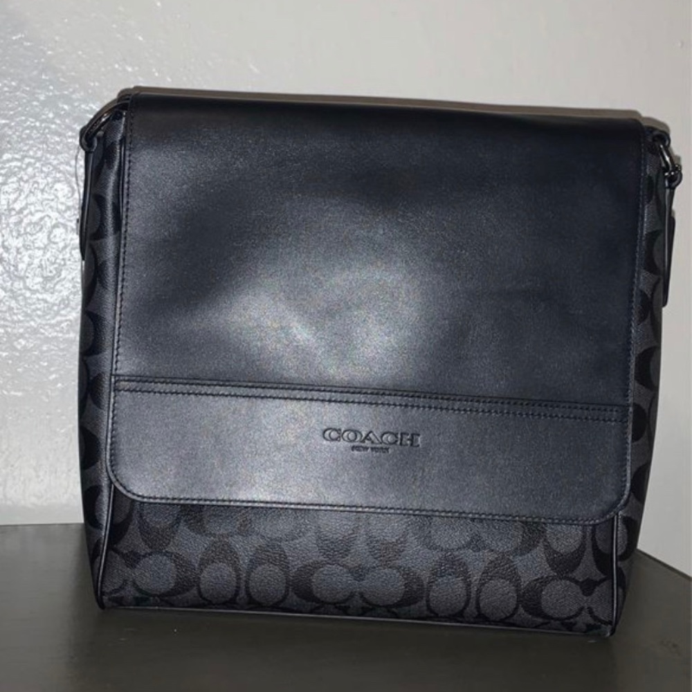 Coach messenger bag